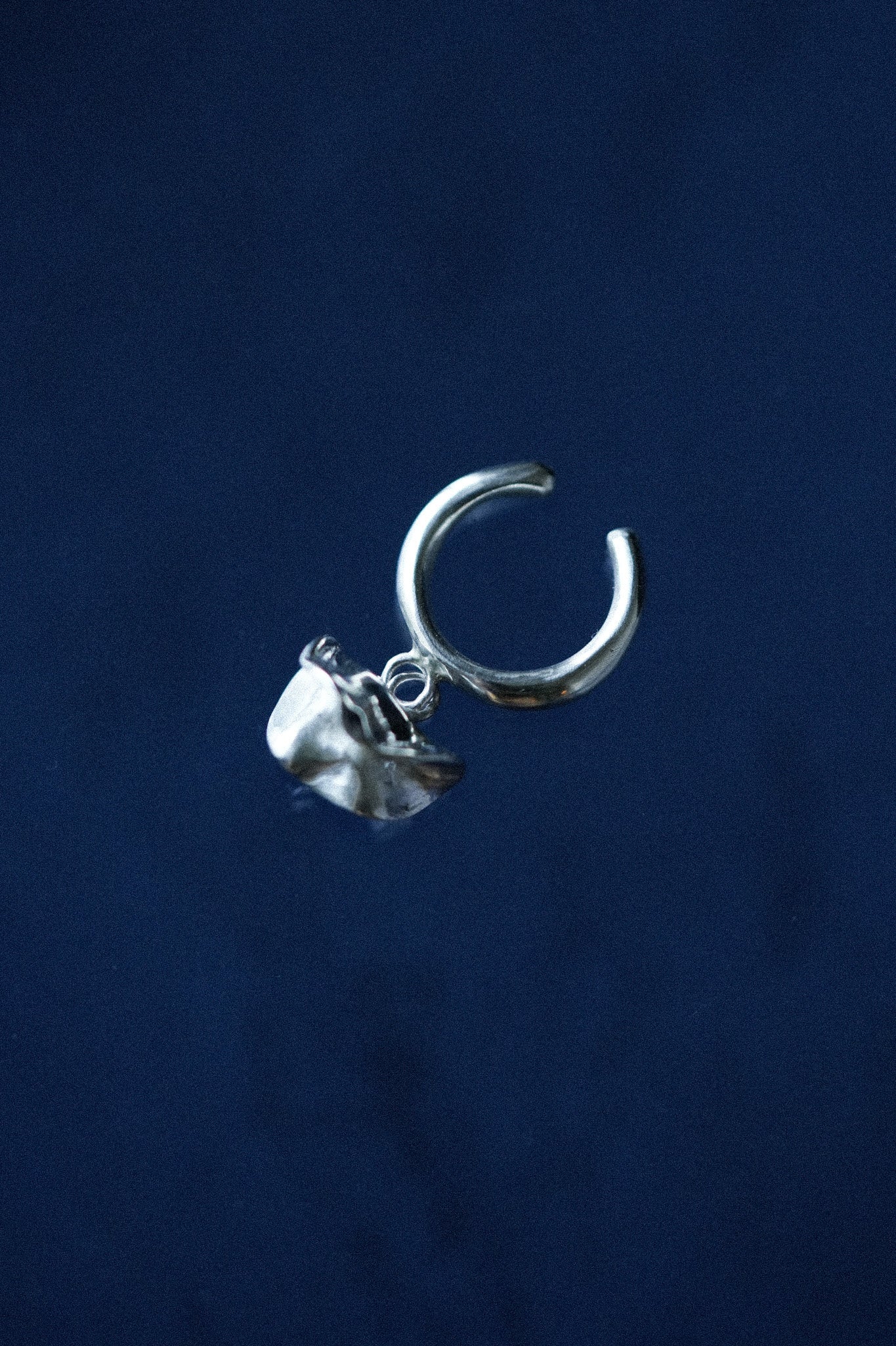 Sweet Pea Ear Cuff 01