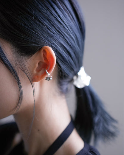 Sweet Pea Ear Cuff 01