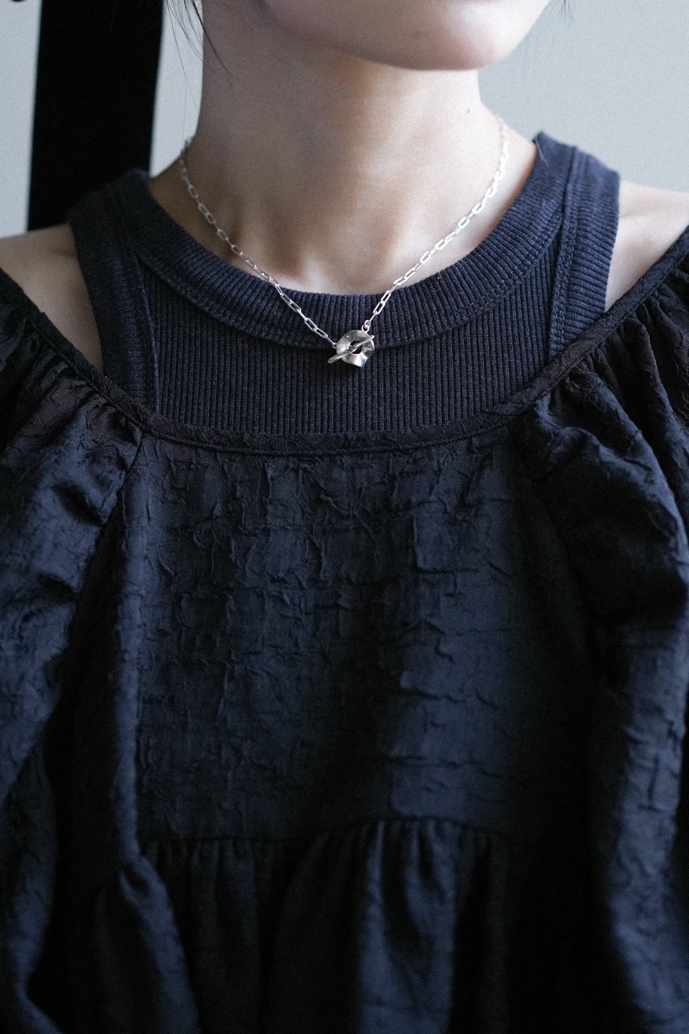 Sweet Pea Necklace 01