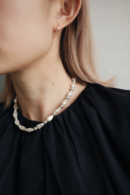 Moon Dance Pearls Necklace