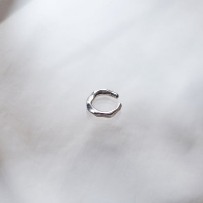 Mela Ear Cuff